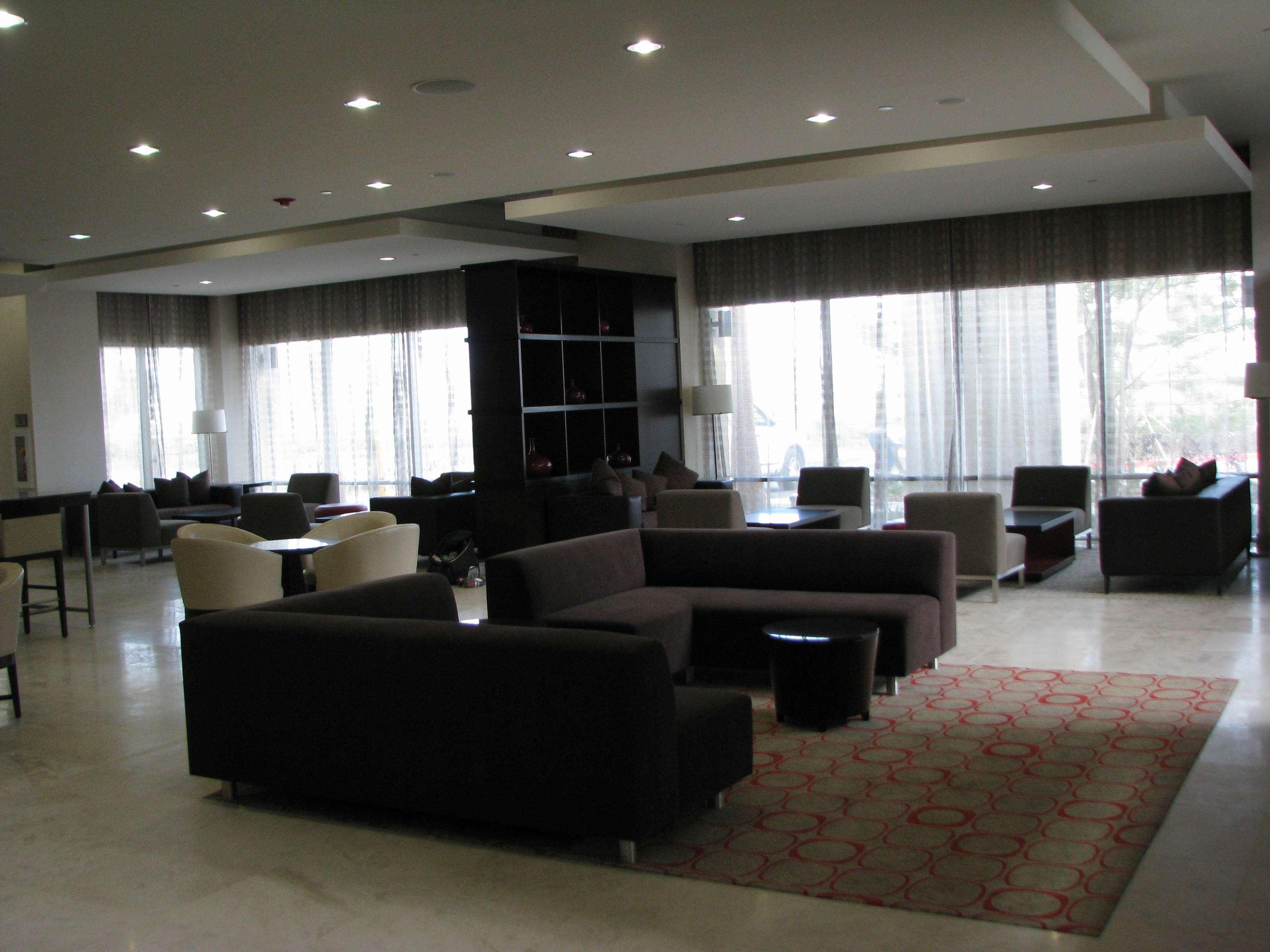 Embassy Suites Ontario - Airport Bagian luar foto