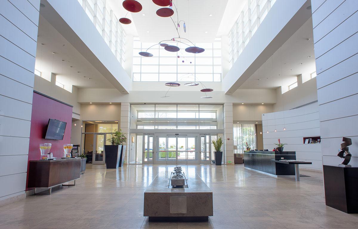 Embassy Suites Ontario - Airport Bagian luar foto