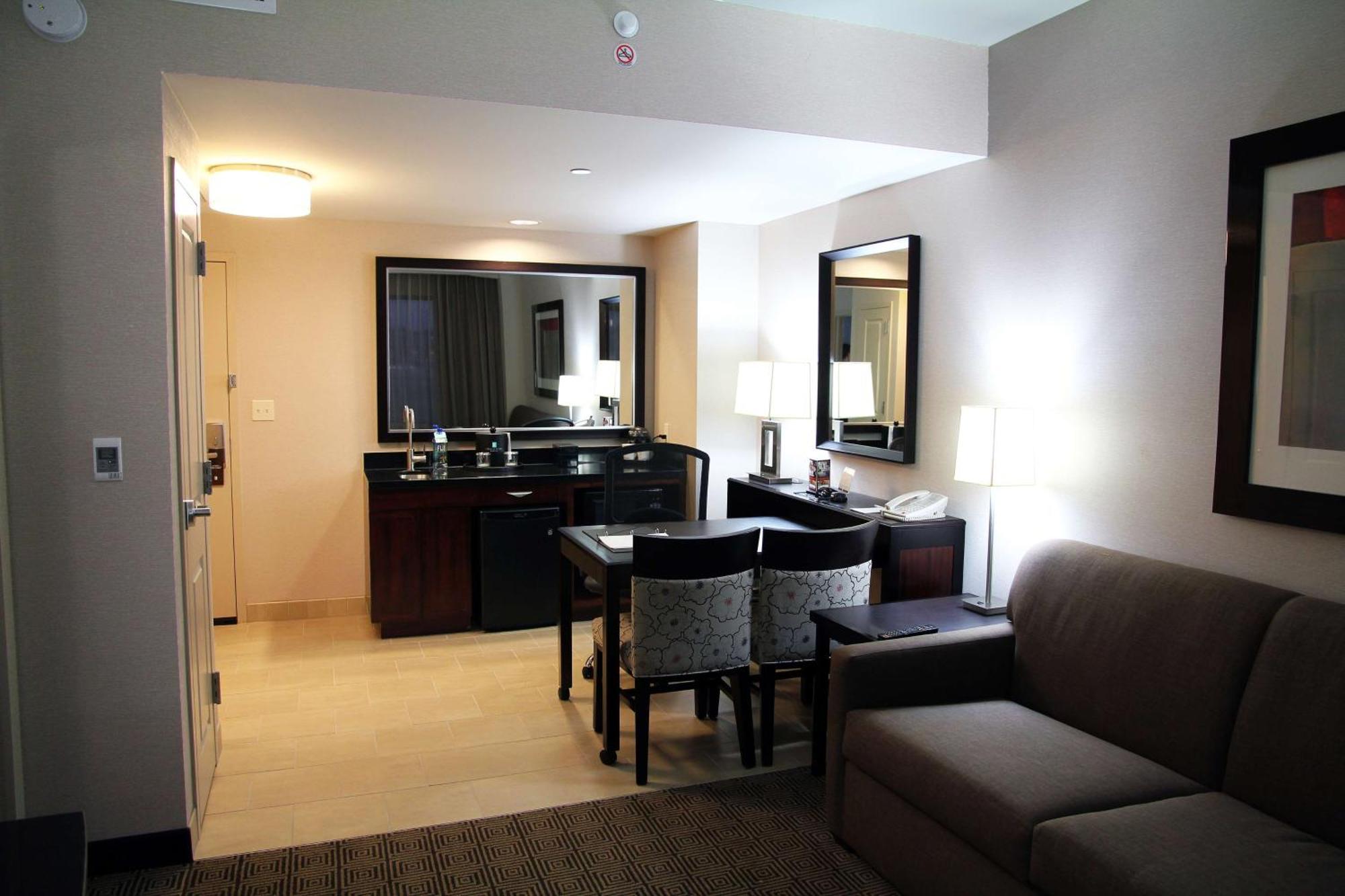 Embassy Suites Ontario - Airport Bagian luar foto