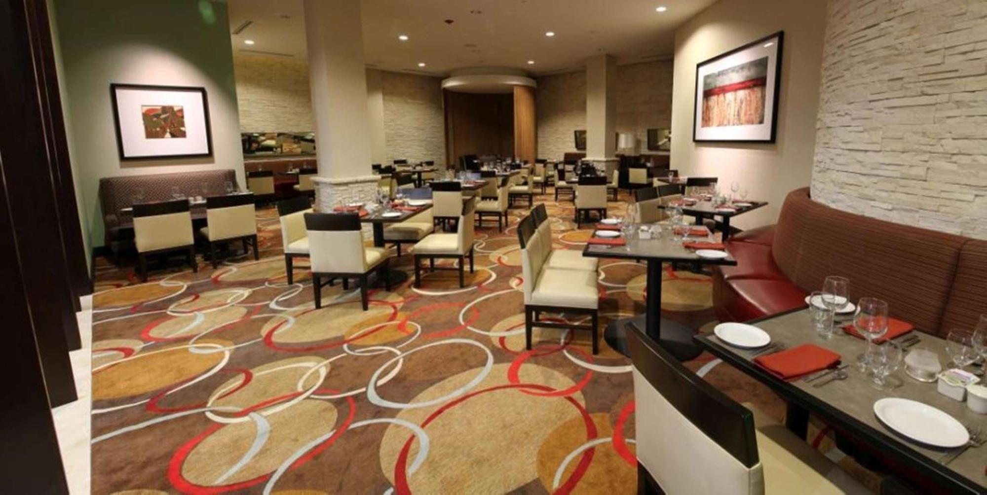 Embassy Suites Ontario - Airport Bagian luar foto