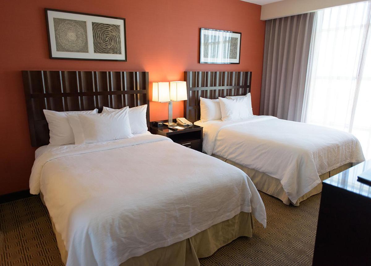 Embassy Suites Ontario - Airport Bagian luar foto
