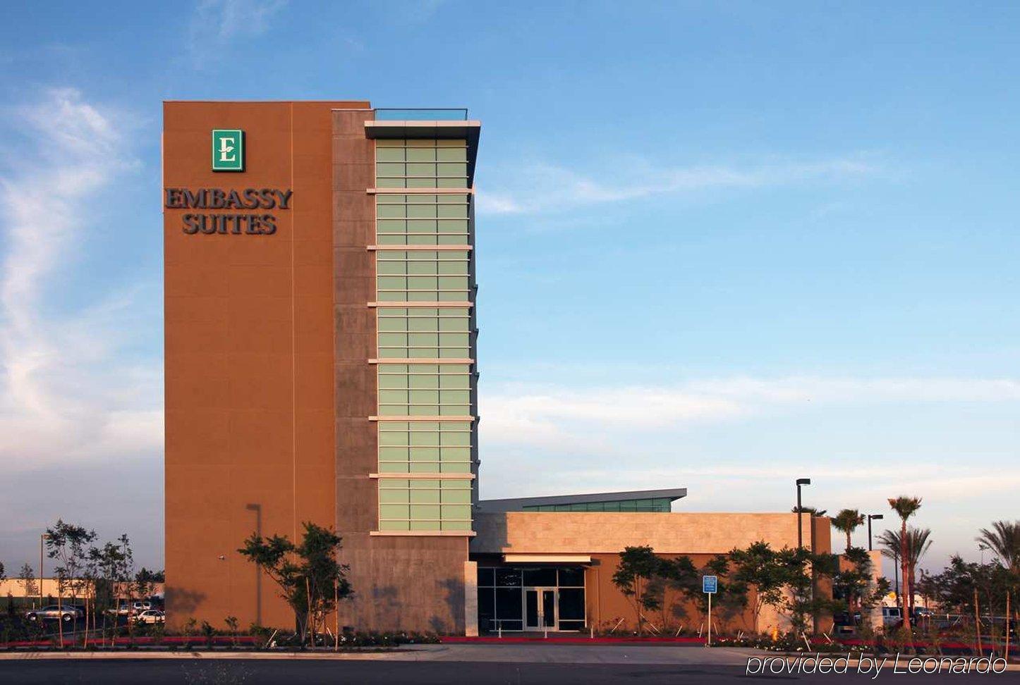 Embassy Suites Ontario - Airport Bagian luar foto
